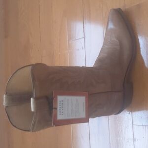 Brand New Lucchese Tan Leather Cowboy Boots